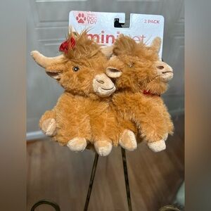 Brand New Set If 2 Multipet Highland Minni Cow Soft  Plush  Dog Toy 5.5”